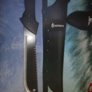 Gerber Black and Silver Grooming Tool